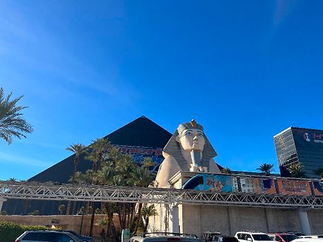 Sphinx and pyramid